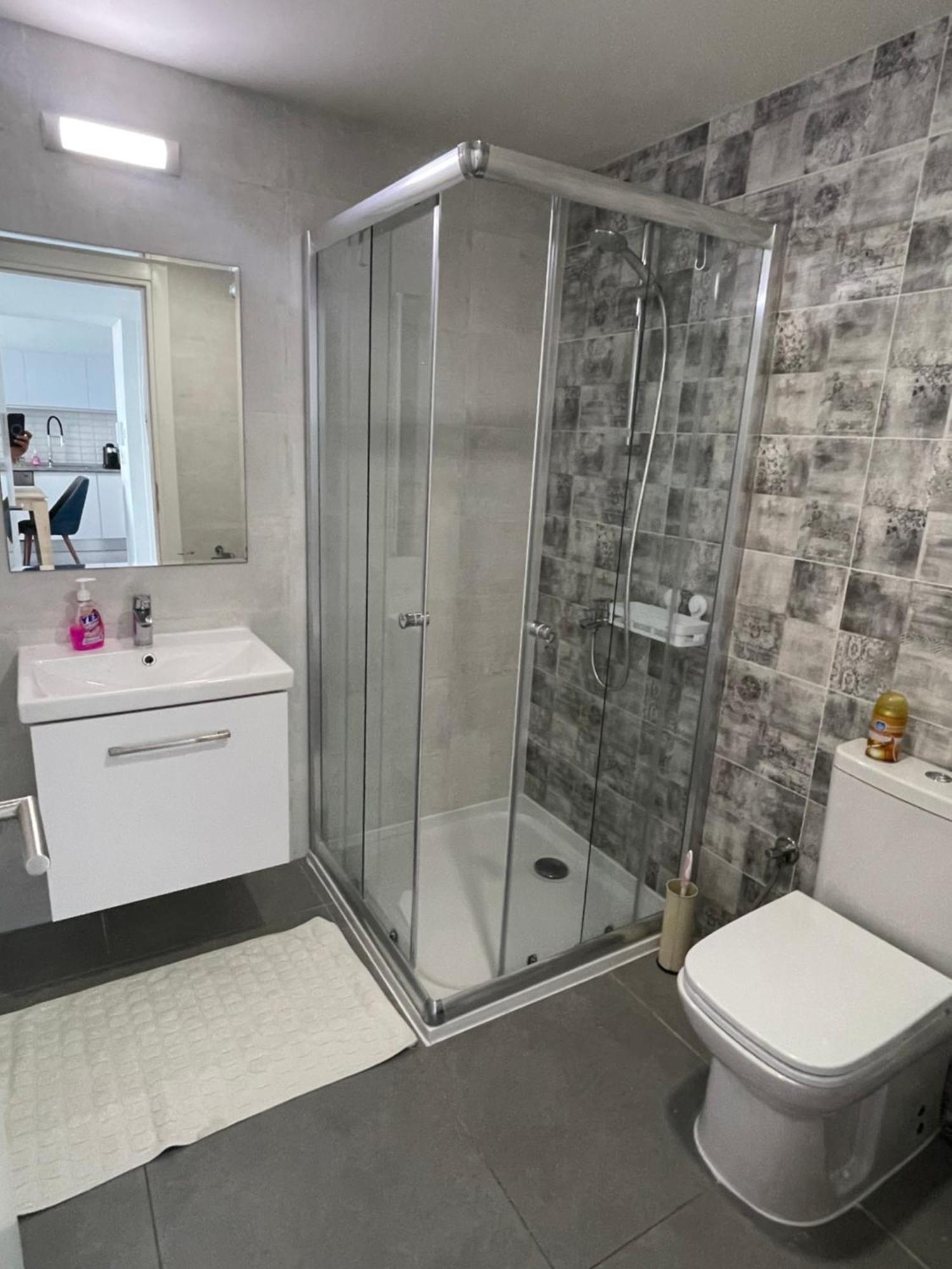 Sea View Suites By The Coast Фамагуста Екстериор снимка