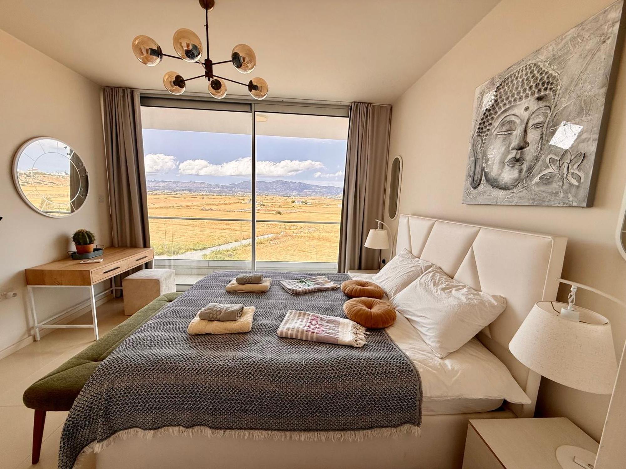Sea View Suites By The Coast Фамагуста Екстериор снимка